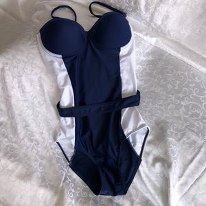 Lady’s swim suits